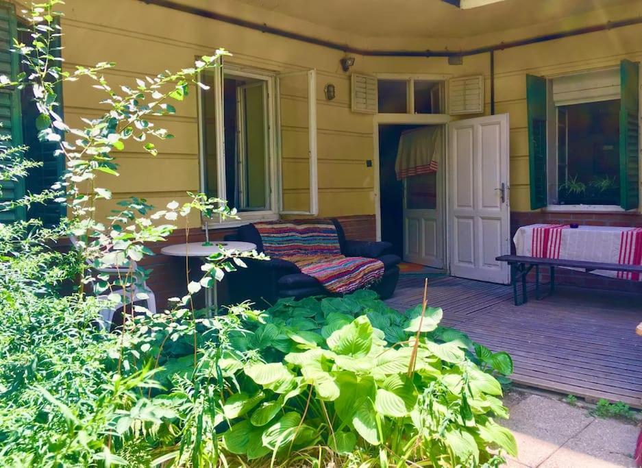 Vintage Studio Apartment, Garden And Free Parking Βουδαπέστη Εξωτερικό φωτογραφία