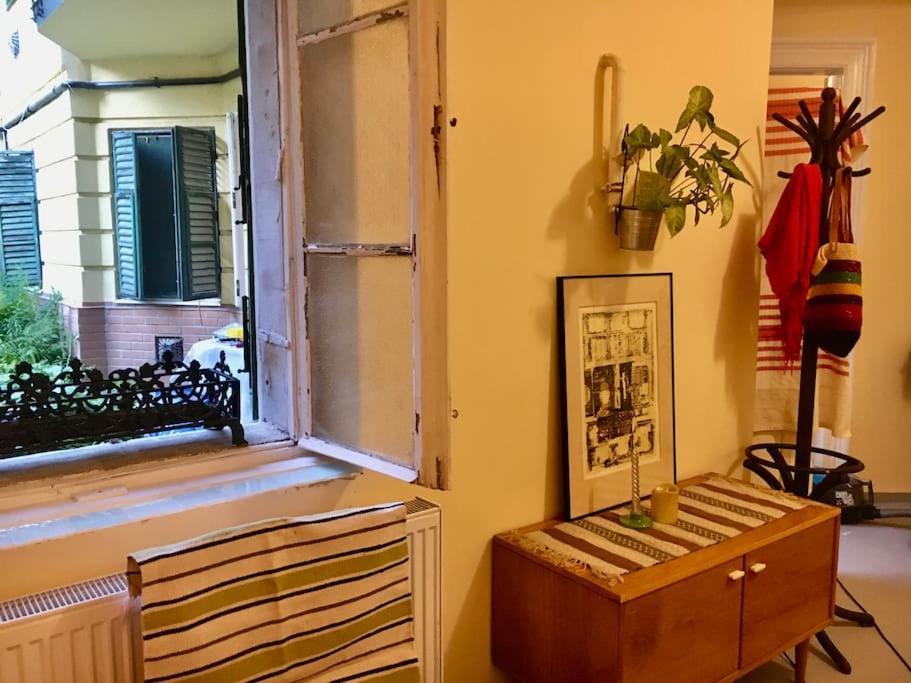Vintage Studio Apartment, Garden And Free Parking Βουδαπέστη Εξωτερικό φωτογραφία