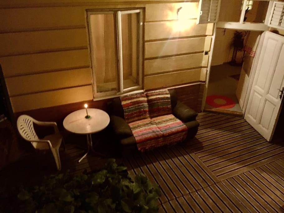 Vintage Studio Apartment, Garden And Free Parking Βουδαπέστη Εξωτερικό φωτογραφία